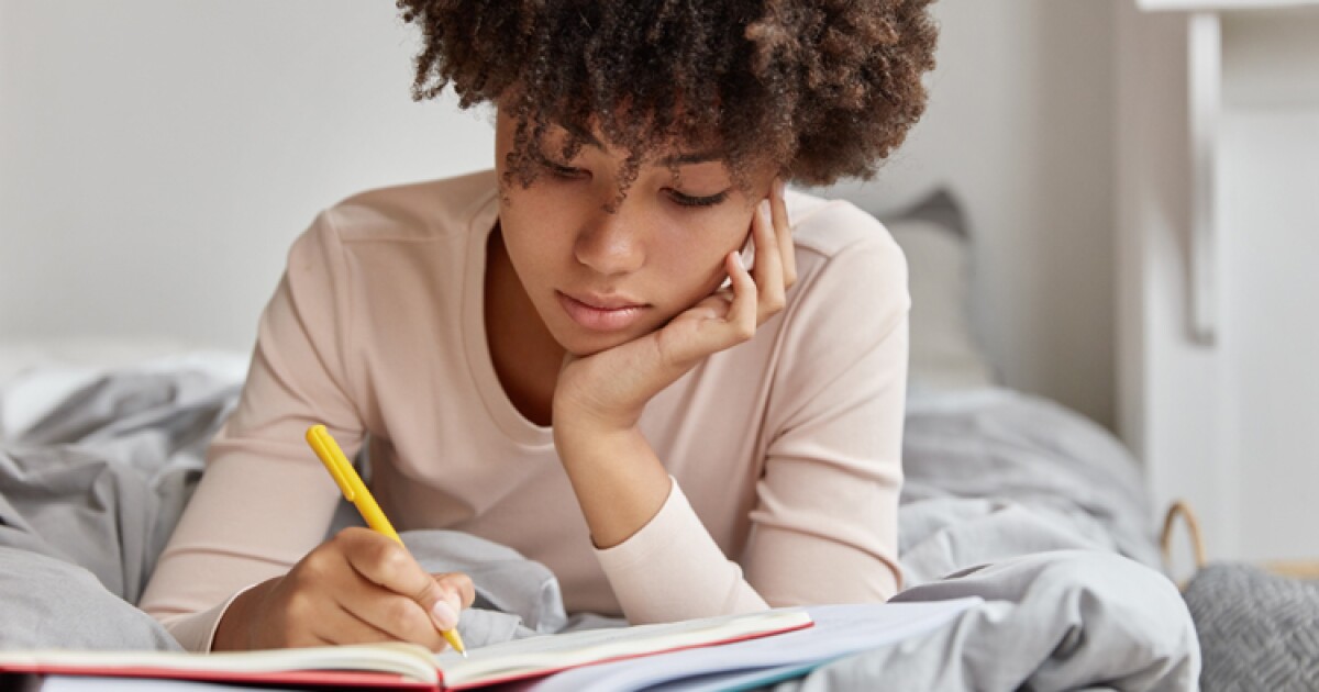 Snaga pisanja: Kako dnevnik može pomoći u upravljanju stresom